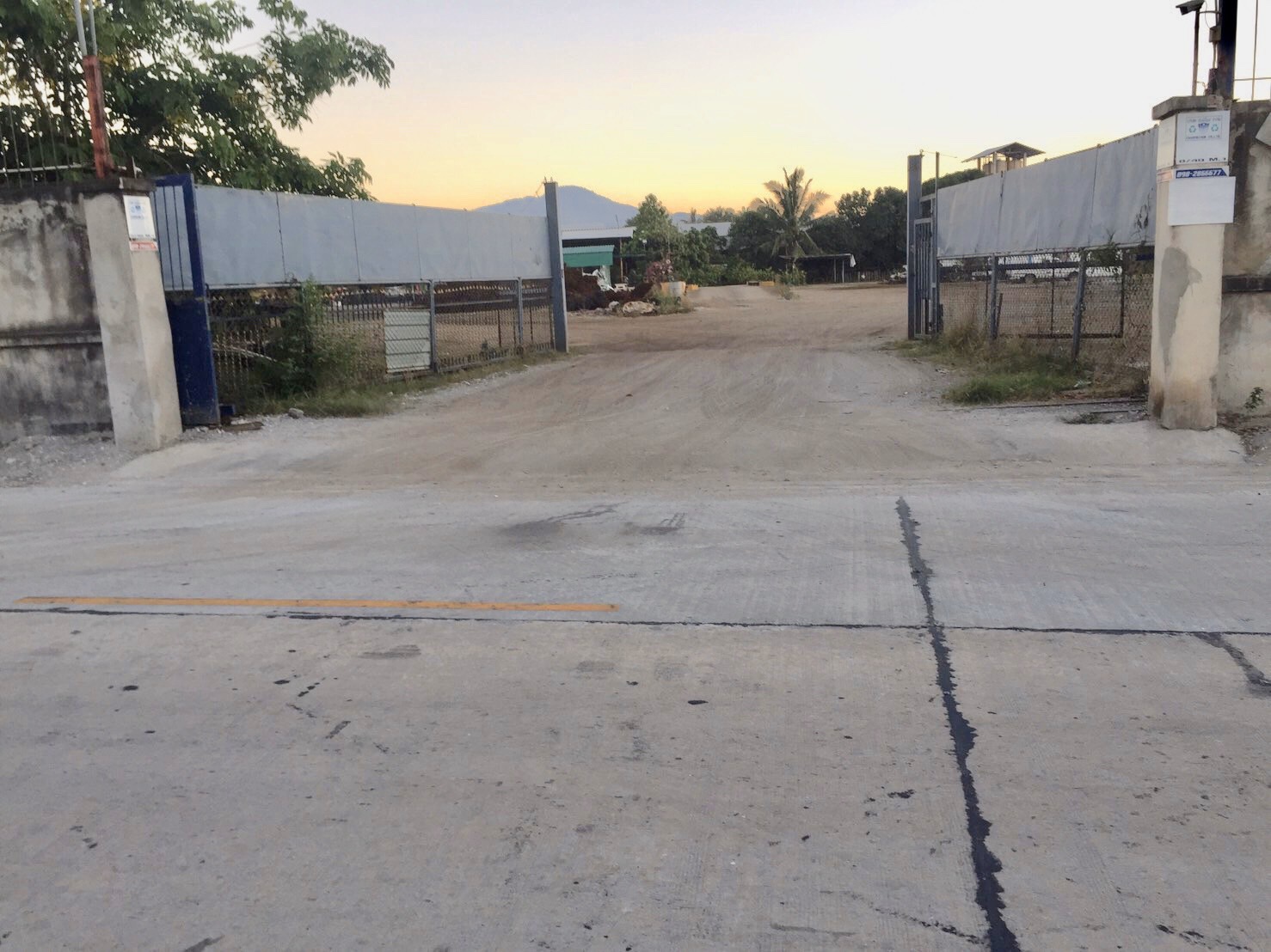 1 - https://nunrecycle.com | บริการรับซื้อเศษเหล็กทุกชนิดและประมูลเศษวัสดุโรงงานถึงที่ในชลบุรีและเขตใกล้เคียง ให้ราคาสูงที่สุด ยุติธรรมและโปร่งใส พร้อมจ่ายเงินสดทันที